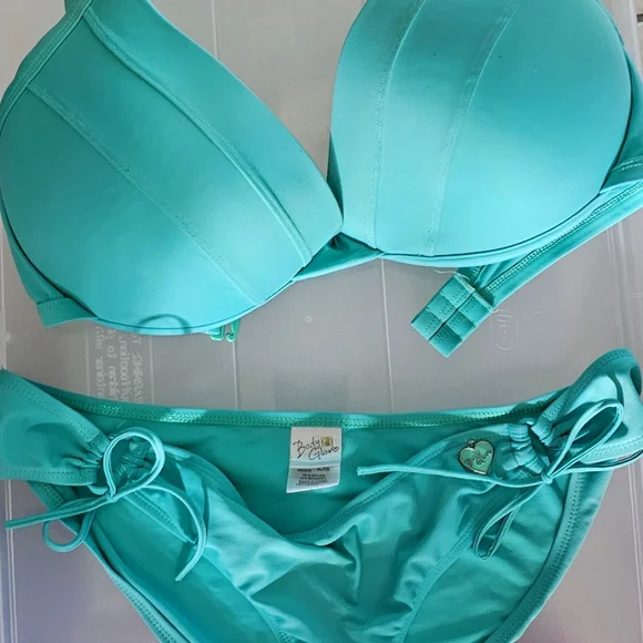 Body Glove bikini - Picture 1 of 7